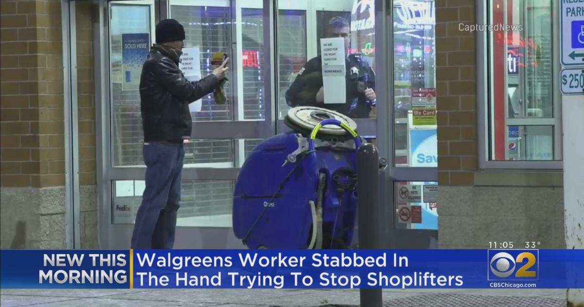 Walgreens Worker Stops Shoplifters In Avondale - CBS Chicago