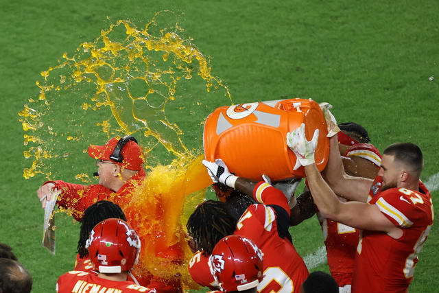 What color was the Gatorade in the Super Bowl this year? Andy Reid photo  goes viral