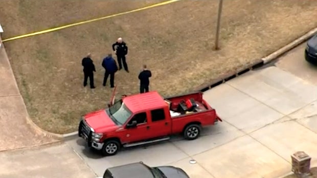 Okalhoma high school runners killed 1