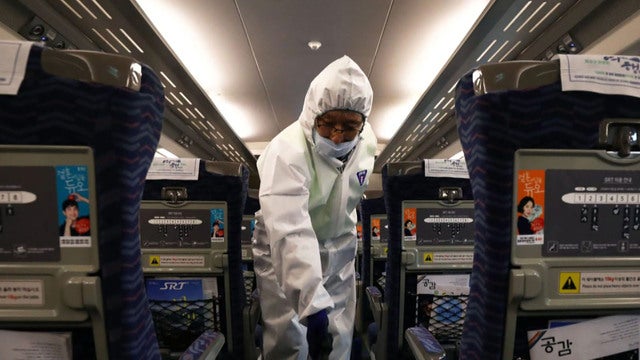 0205-cbsn-facebookfightsmisinformation-2021094-640x360.jpg 