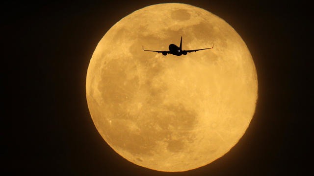 UK Sees Largest Supermoon Of 2019 