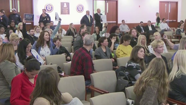 nassaucountymeeting.jpg 
