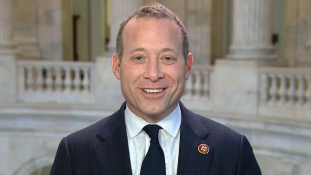 0206-cbsn-joshgottheimer-2022452-640x360.jpg 