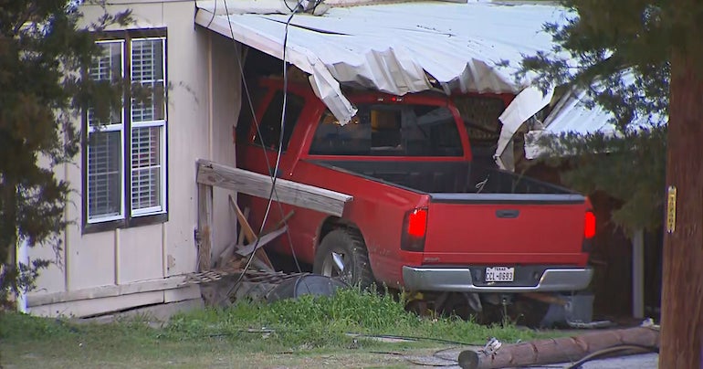 Driver Dies After Losing Control On Highway & Crashing Truck Into ...