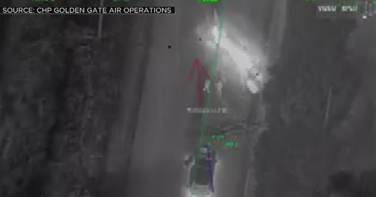 Video Shows Carjacking Suspects Leading Police On Chase - CBS Sacramento