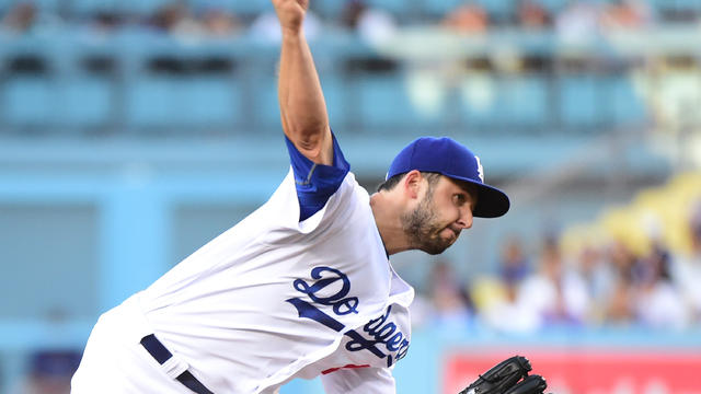 Ex-MLB pitcher Mike Bolsinger files lawsuit against Astros over