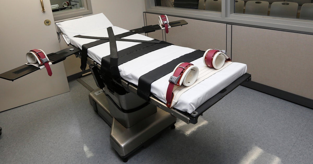 Number of executions continued to fall this year but many were botched, report says