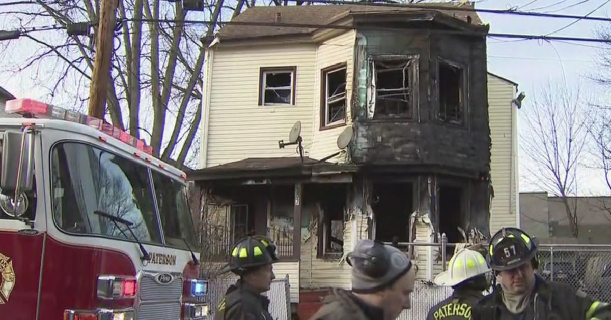 1 Killed, Several Injured In New Jersey House Fire - CBS New York