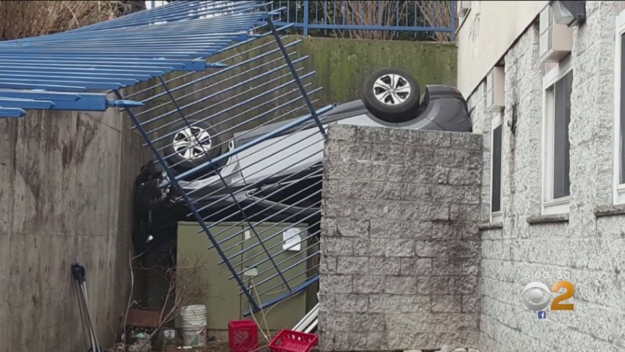 Palisades Park car crash 