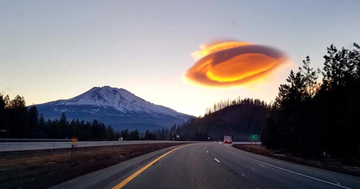 Mount Shasta Lenticular Cloud