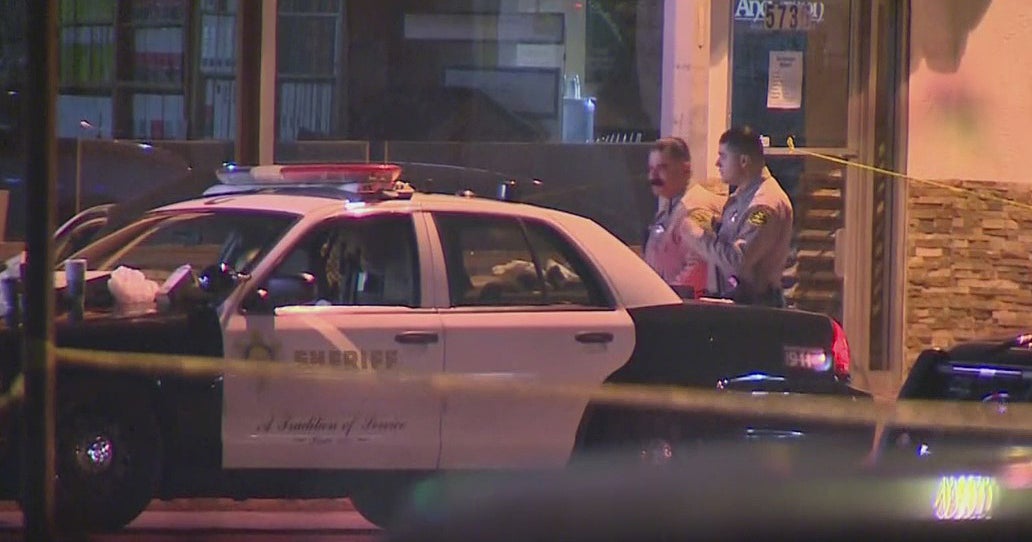 Man Stabbed To Death At East Los Angeles Bus Stop - CBS Los Angeles