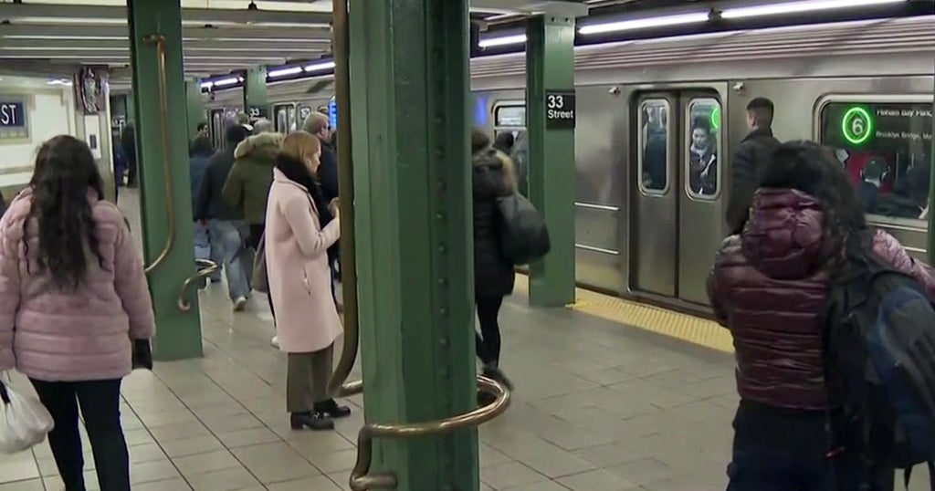 Man Slashed In The Face In Manhattan Subway Station - CBS New York