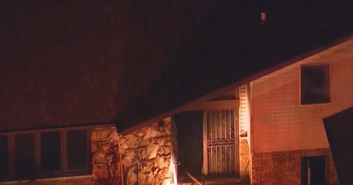 Firefighter Suffers Minor Injuries In South Holland Fire CBS Chicago