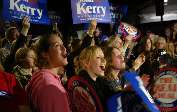 Senator Kerry Campaigns In Minnesota 