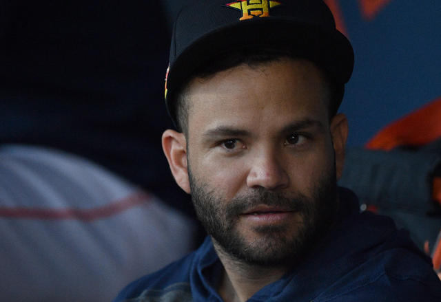 Altuve nicked by pitch, Astros stars booed on road vs Tigers