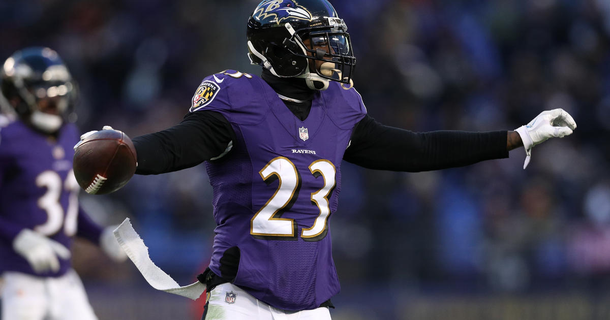 ICYMI: Tony Jefferson offers to sign fan's jerseys - Baltimore