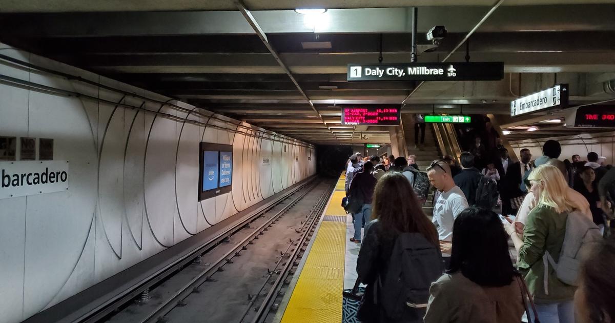 San Francisco’s financial district begins recovery as commuters return