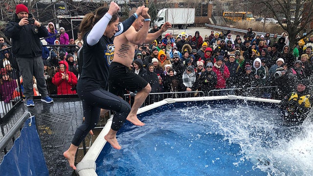 polar-plunge-1.jpg 