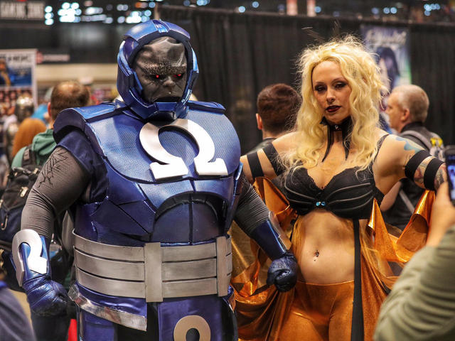 Fans attend Chicago Comic Entertainment Expo