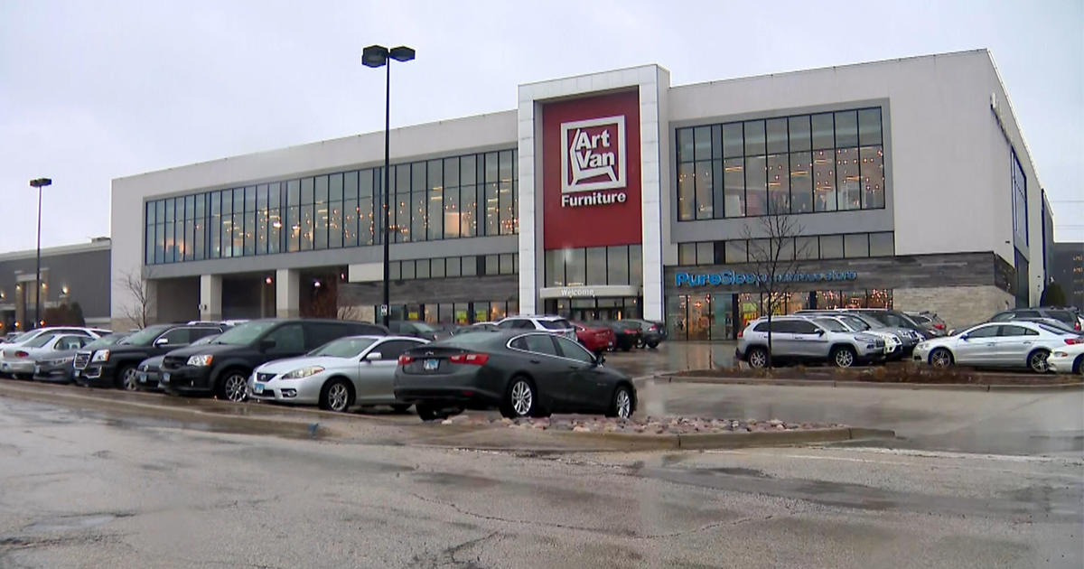 As Art Van Furniture Files For Bankruptcy, Customer Complains He Can't Get  Furniture He Ordered - CBS Chicago