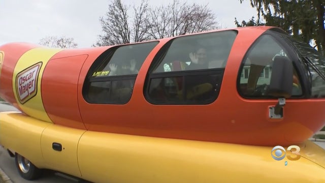 oscar-mayer-weinermobile.jpg 