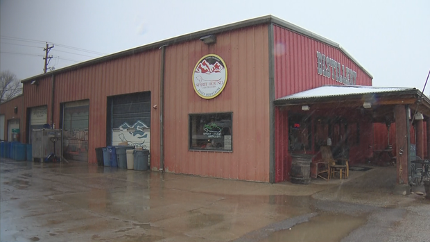 LYONS DISTILLERY SANITIZER 6PKG_frame_0 