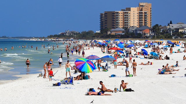 Miami Beach Reacts To Coronavirus By Shutting Down Beaches To Limit Spring Break Gatherings 