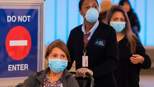 face-mask-coronavirus-airport.jpg 