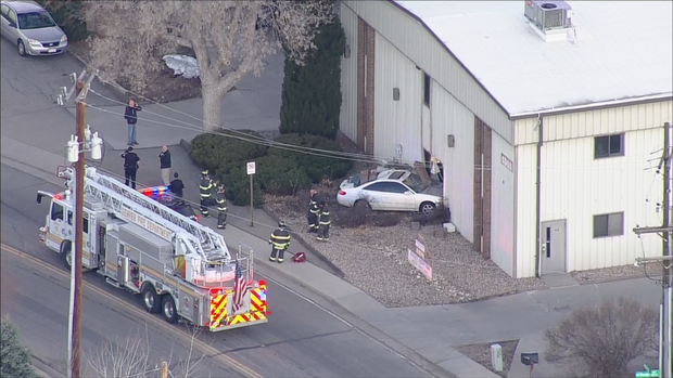 ENGLEWOOD CAR INTO BUILDING 12VO.Consolidated.01_frame_1101 