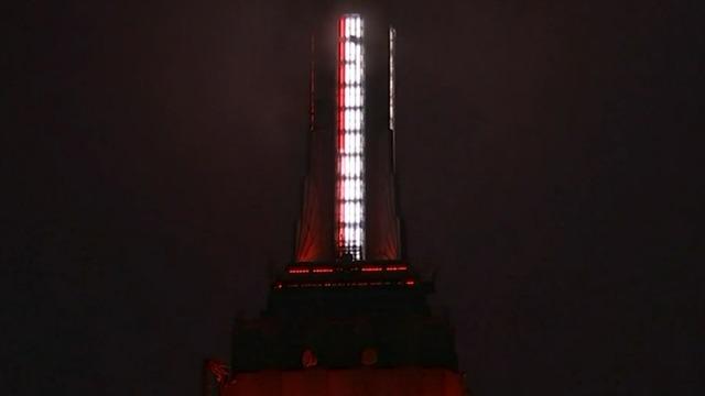 cbsn-fusion-empire-state-building-lights-up-to-honor-coronavirus-fighters-thumbnail-464426-640x360.jpg 