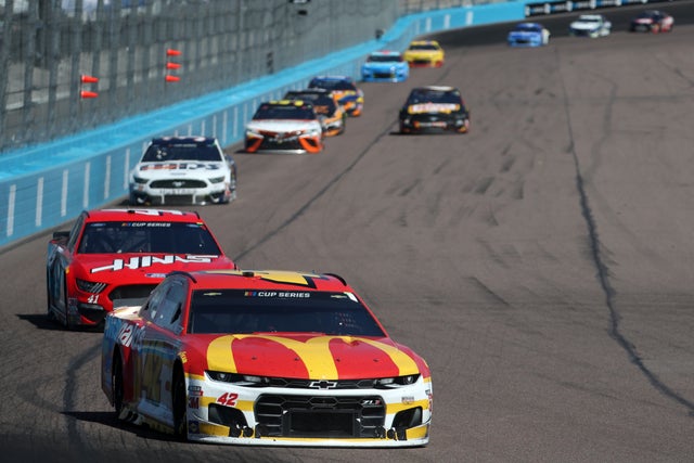 NASCAR Cup Series FanShield 500