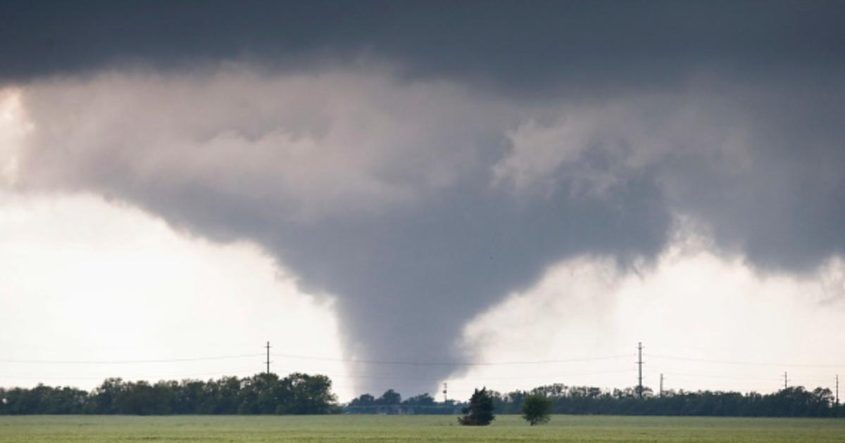 'It Was Just A Shock Really': Photo Blown Over 100 Miles Away During ...