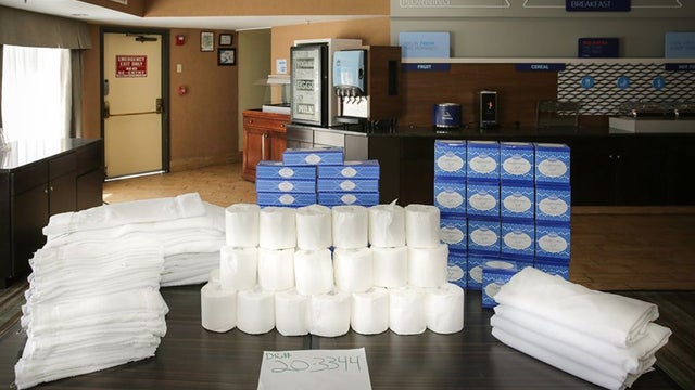 stolen-port-hueneme-toilet-paper.jpg 
