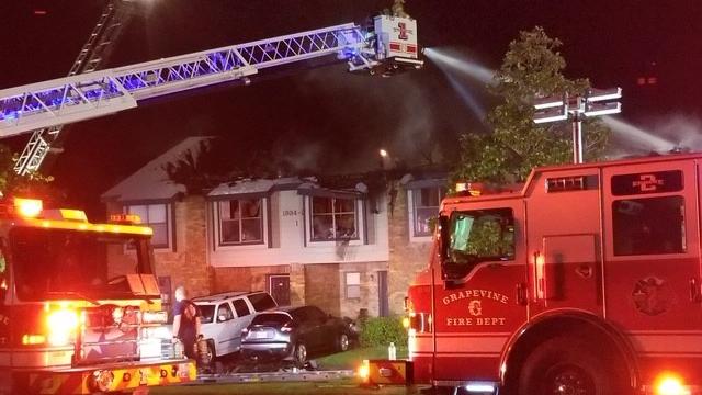 Grapevine-townhome-fire-1.jpg 