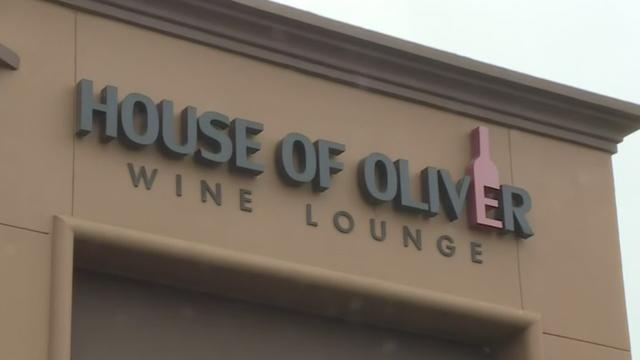 house-of-oliver-wine-lounge-.jpg 