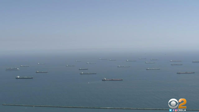 oil-tanker-flotilla.jpg 