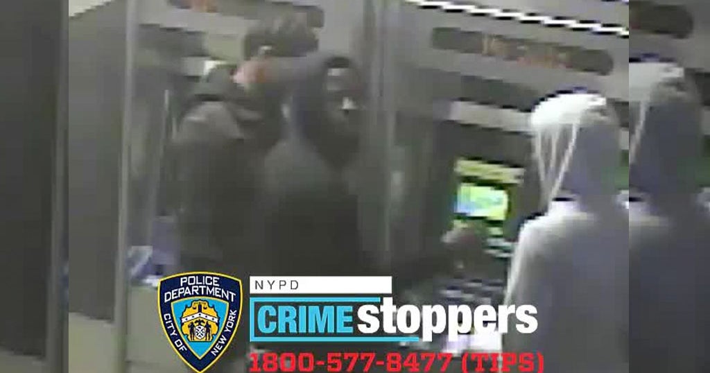 Police Seek 4 In Connection To Robberies In Queens - CBS New York