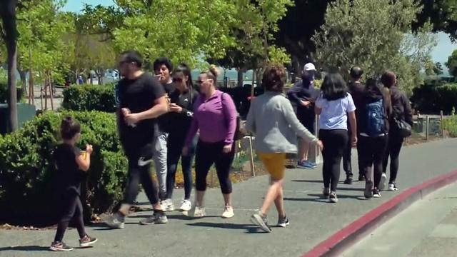 sausalito-pedestrians.jpg 