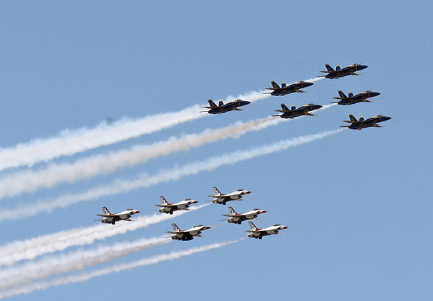 Blue Angels And Thunderbirds Do Flying Tribute To NYC COVID-19 Frontline Workers 