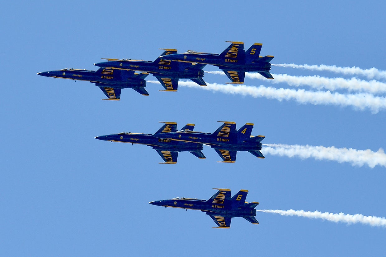 Blue Angels And Thunderbirds Do Flying Tribute To NYC COVID-19 Frontline Workers 