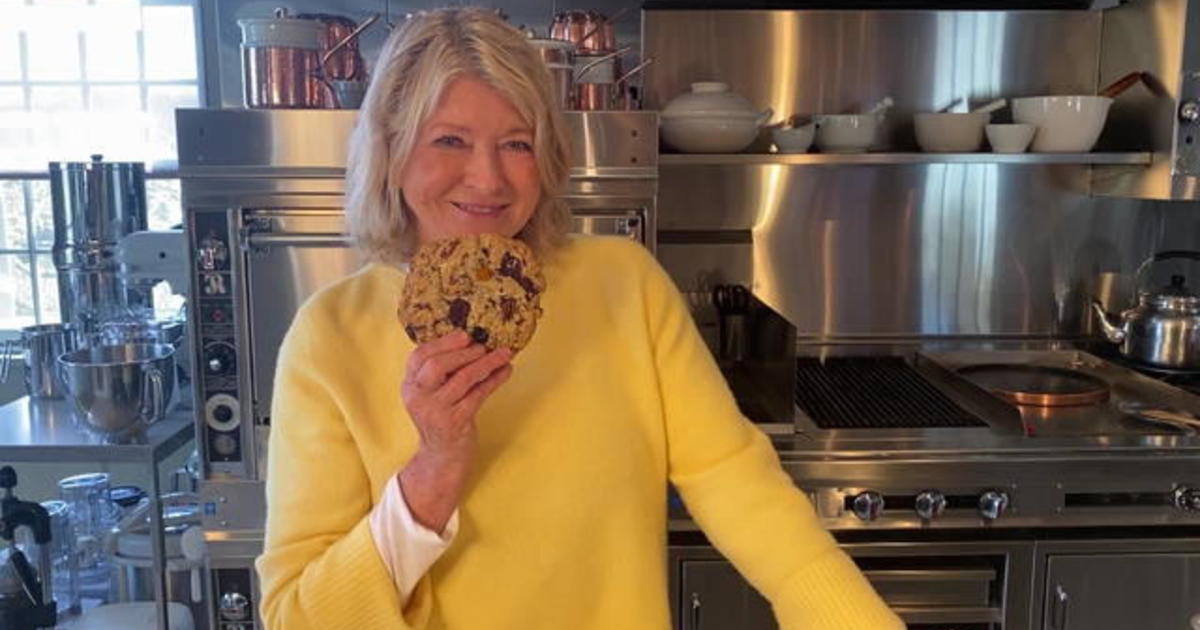 Martha Stewart's re-envisioned kitchen - CBS News