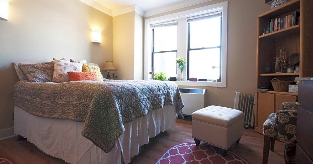 Budget Apartments For Rent In Old Town CBS Chicago