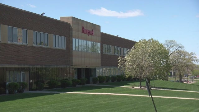 honeywell-1.jpg 