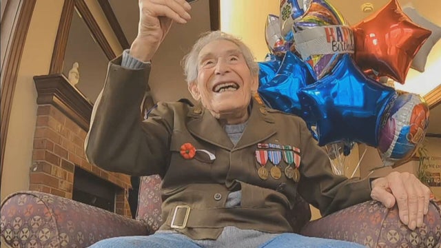 WWII-VET-VR-BIRTHDAY-10PKG.transfer_frame_280.jpeg 