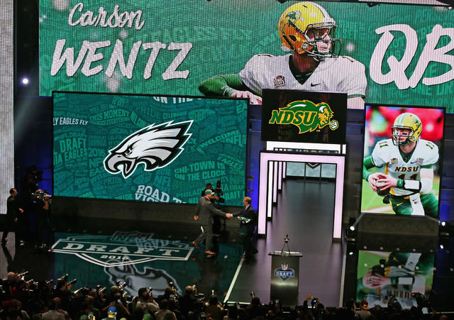 Carson Wentz reflects on his Christian faith at Eastern event