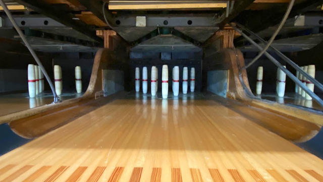 candlepin-bowling.jpg 