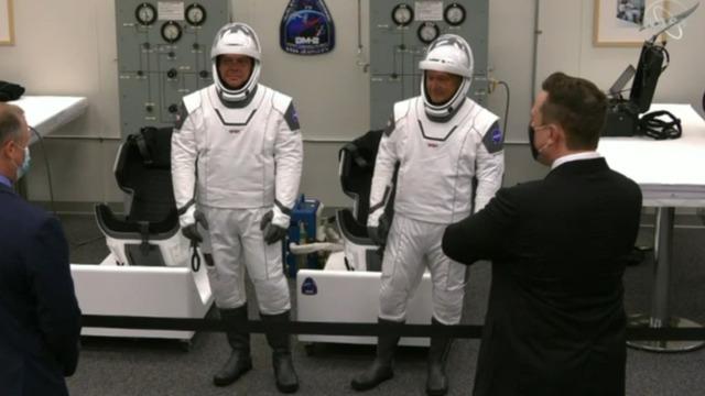 cbsn-fusion-spacex-and-nasa-look-to-make-history-with-piloted-commercial-flight-thumbnail-491097-640x360.jpg 
