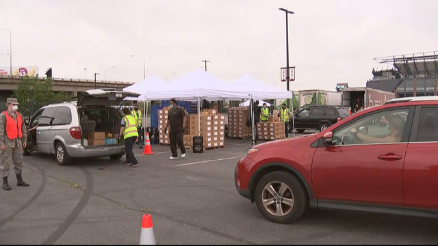 Philabundance-Food-Distribution-5-29-20_frame_11991.png 