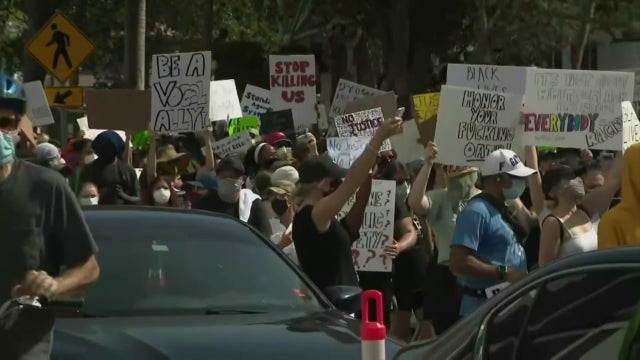 Fort-Lauderdale-Protest.jpg 