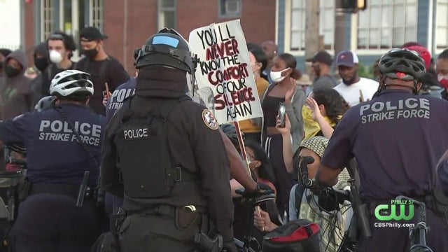 Philadelphia-protest-arrest.jpg 